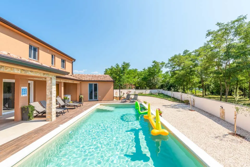 Private Pool
