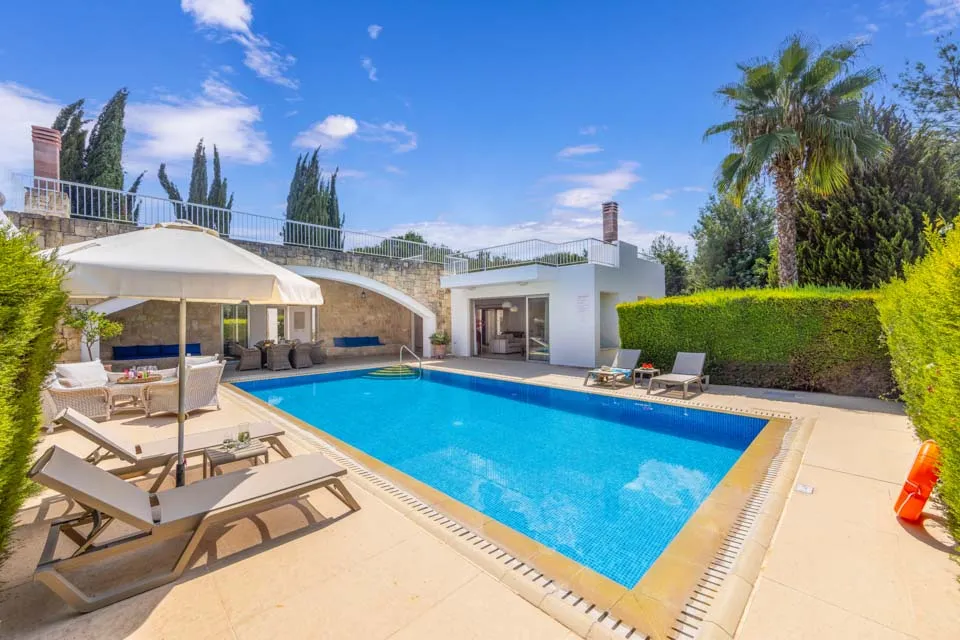 Private Pool