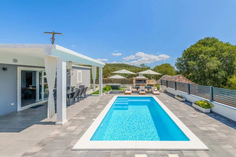 Private Pool