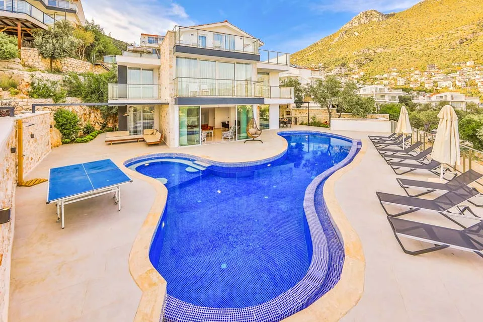Private Pool