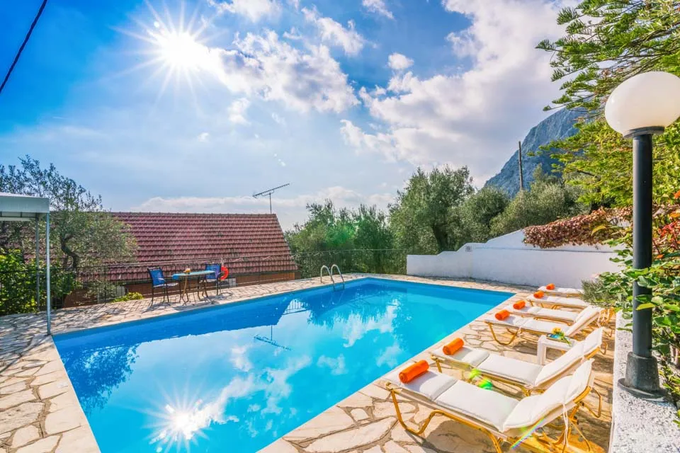 Private Pool