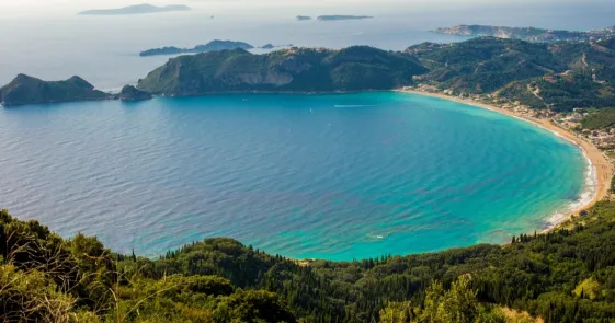 Agios_georgios_beach.jpg