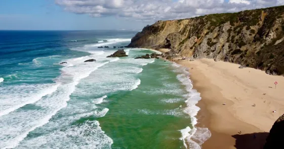 Praia da Adraga.jpg
