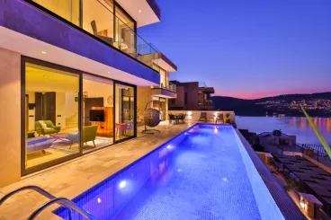 Villa Bank 2