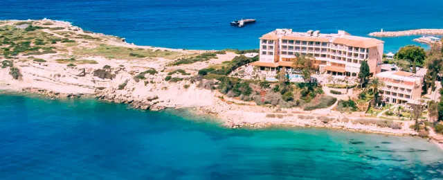 Coral Bay Villa Holidays