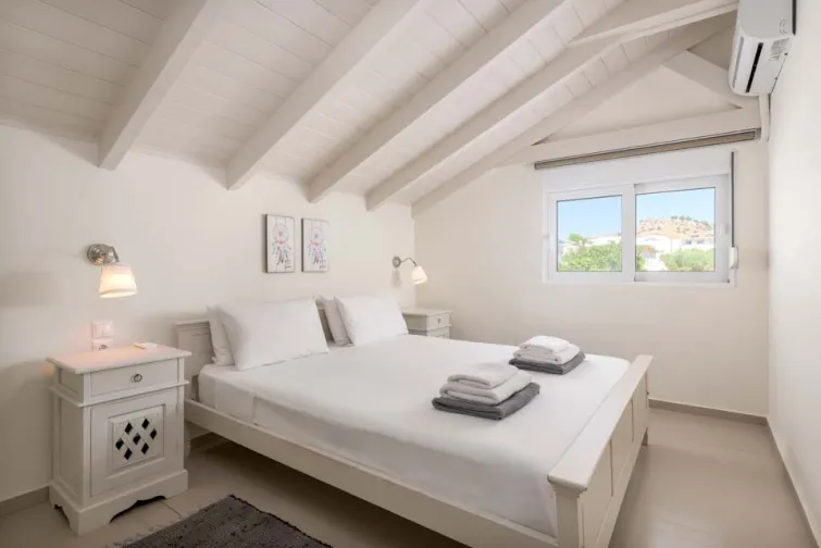 Bedroom-0
