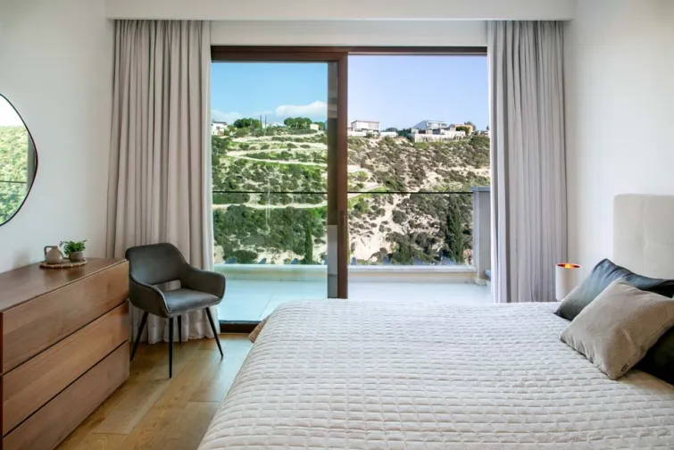 Bedroom-0