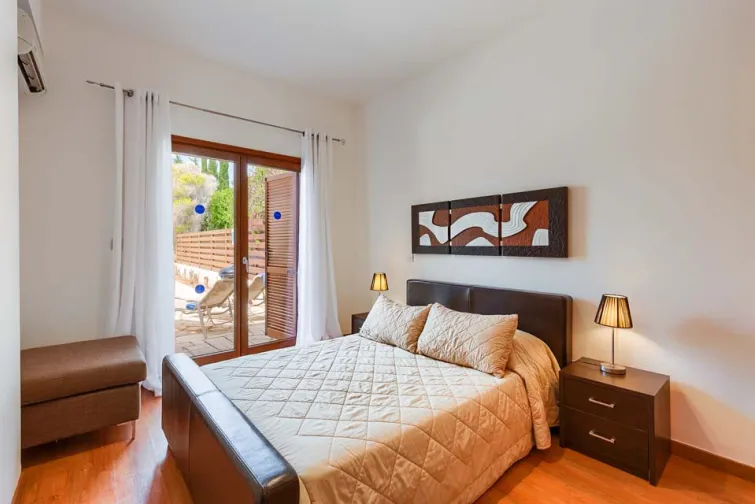 Bedroom-0