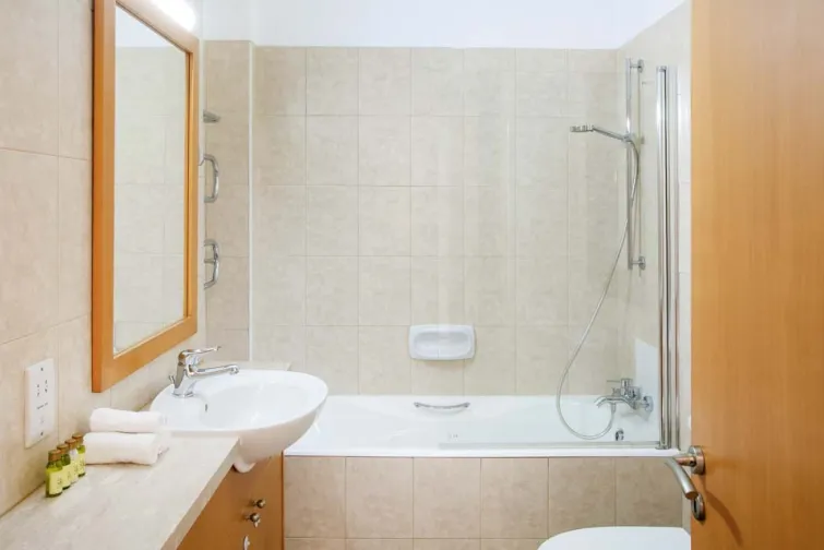 Bathroom-0