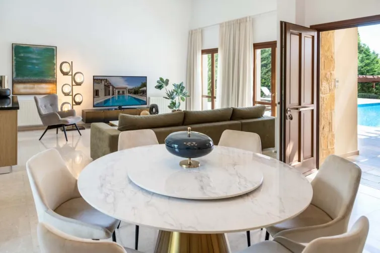 Dining Room-0