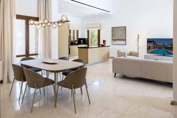 Dining Room-0