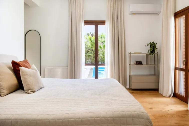 Bedroom-0