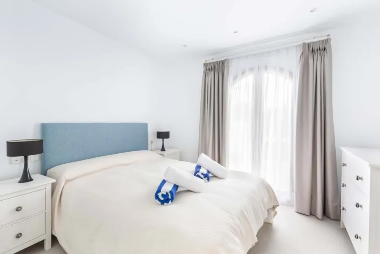 Bedroom-0