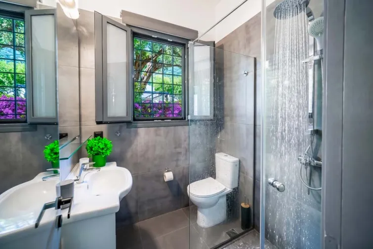 Shower Room-0