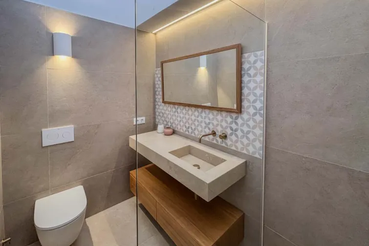 Shower Room-0