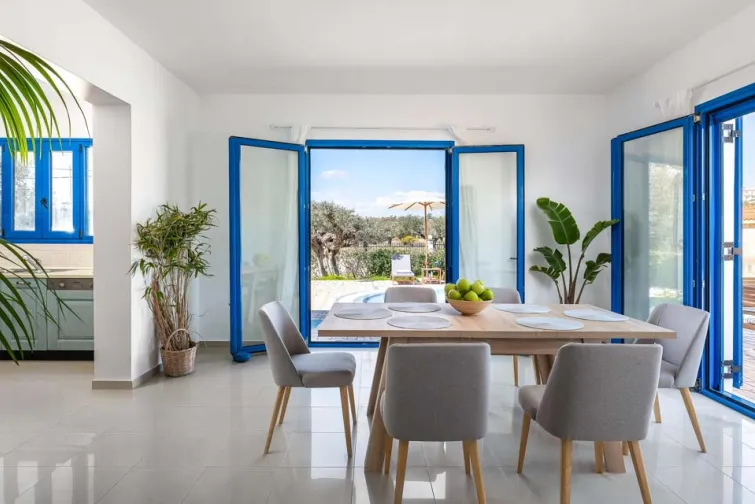 Dining Room-0