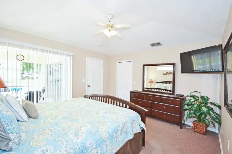 Bedroom-0