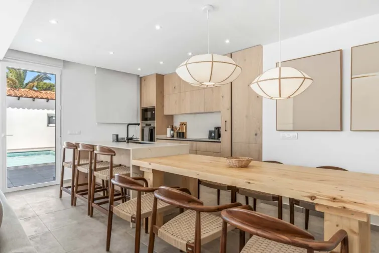 Dining Room-0