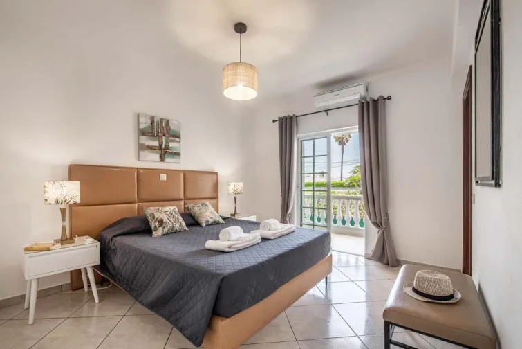 Bedroom-0