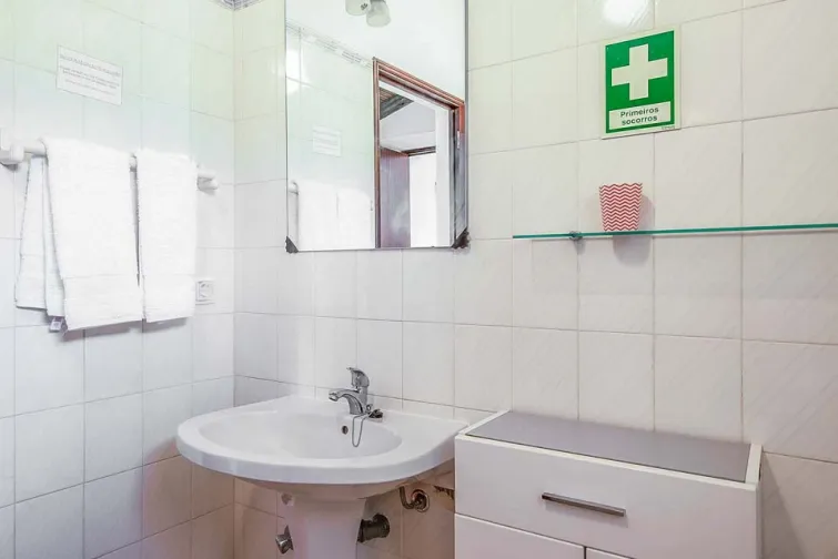 Guest WC-0