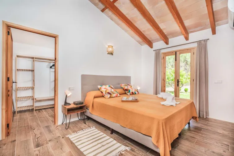 Bedroom-0