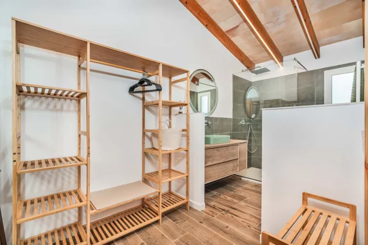Shower Room-0