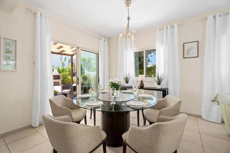 Dining Room-0