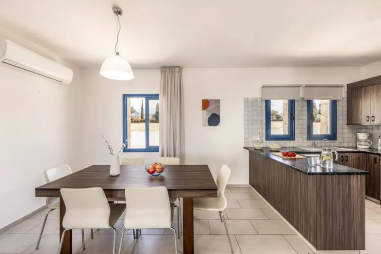 Dining Room-0