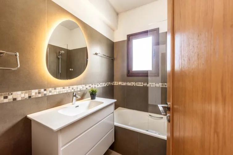 Bathroom-0