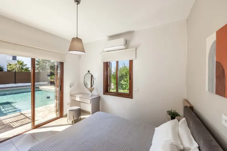 Bedroom-0