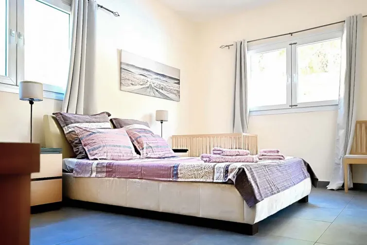 Bedroom-0