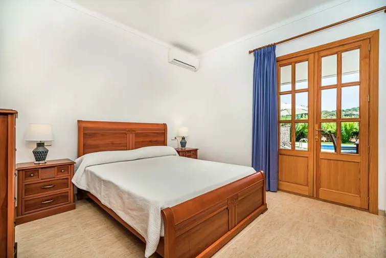 Bedroom-0