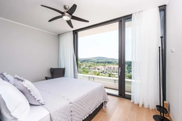 Bedroom-0