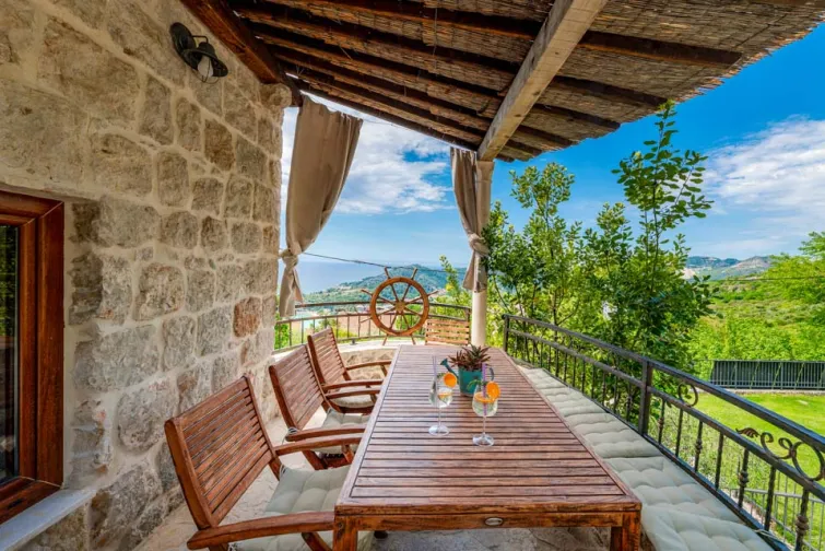 Terrace-0
