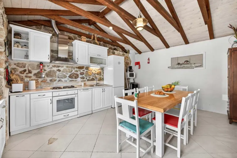 Kitchen-0