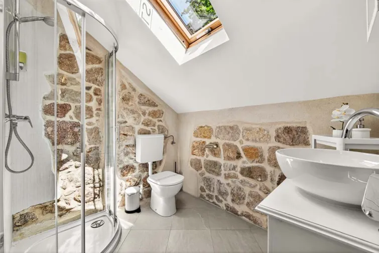 Shower Room-0