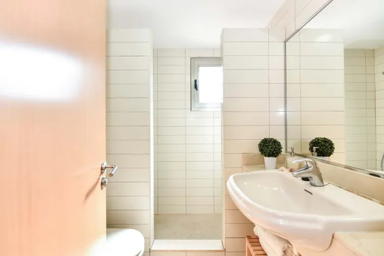 Shower Room-0