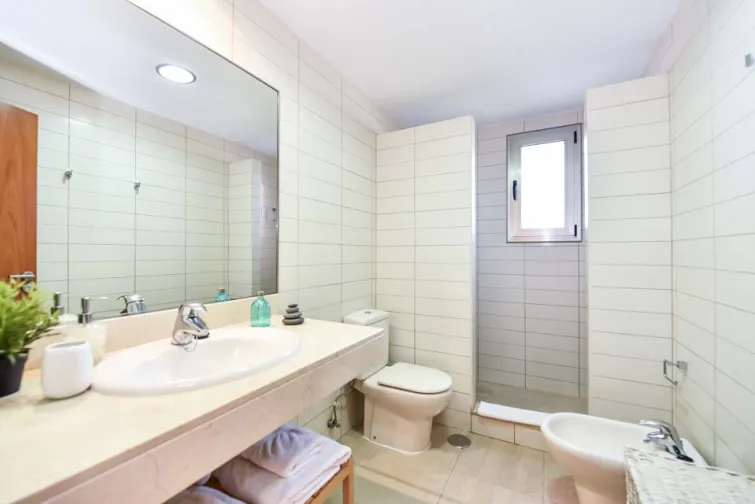 Shower Room-0