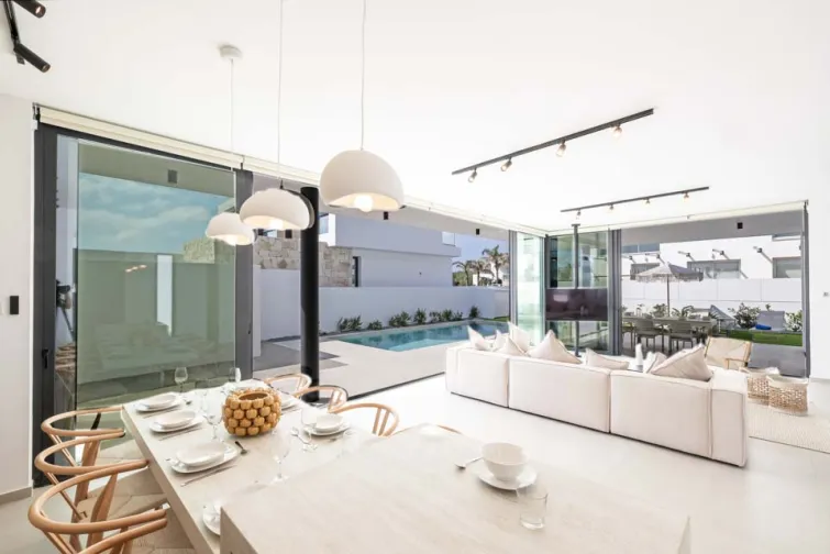 Dining Room-0