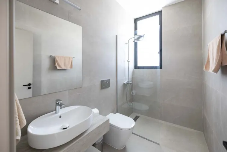 Shower Room-0