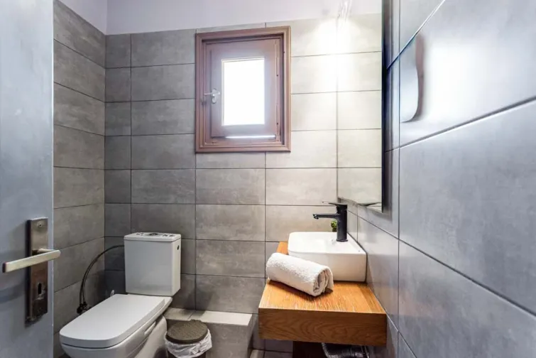 Guest WC-0