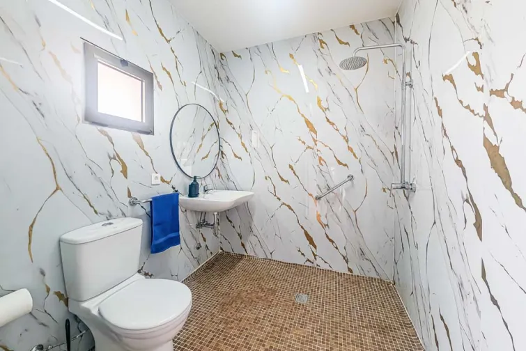 Shower Room-0