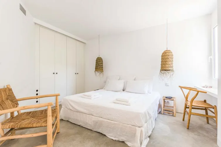 Bedroom-0