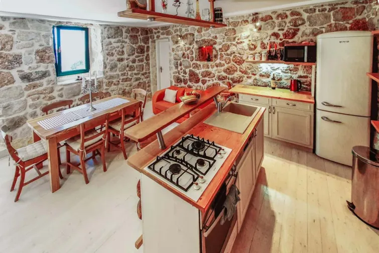Kitchen-0