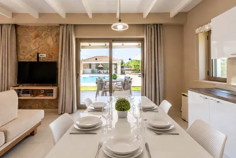 Dining Room-0