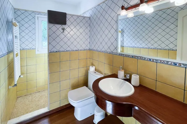 Shower Room-0