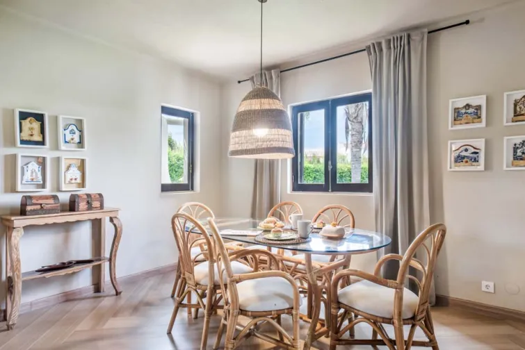 Dining Room-0