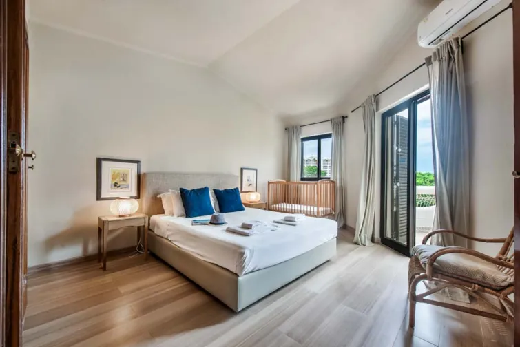 Bedroom-0