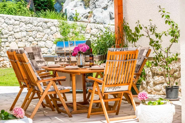 Terrace-0