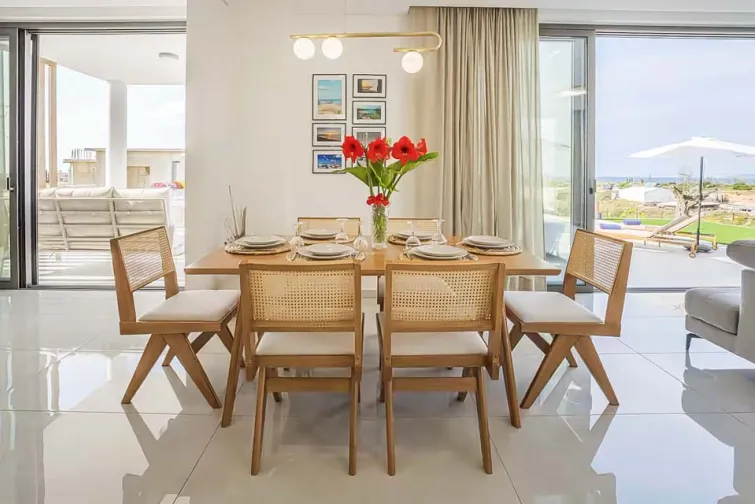 Dining Room-0